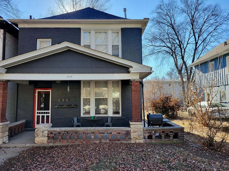 1117 W. 41st Terrace