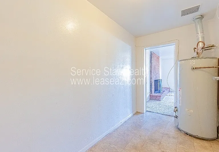 532 W Dublin St — Photo 33