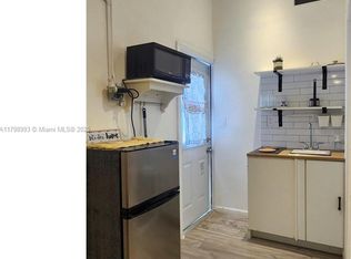 1271 NE 153rd St, North Miami Beach, FL 33162