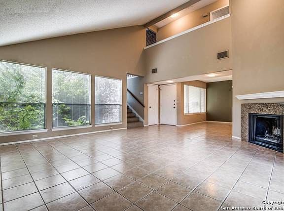 3rd image of 105 Claywell Dr