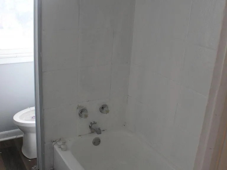 446 N Prospect St — Photo 5