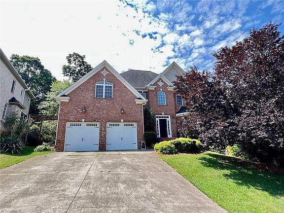 2nd image of 4056 Ivy Bluff Trl