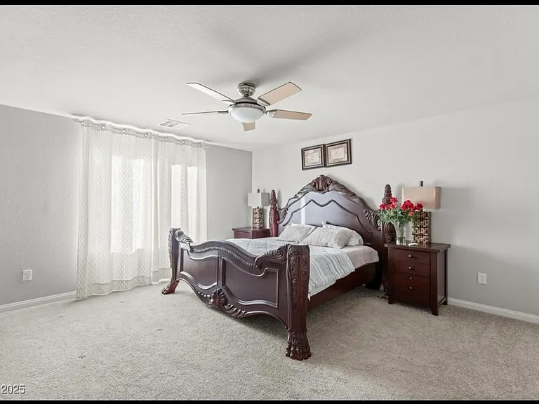 10137 Herons Rise St — Photo 12