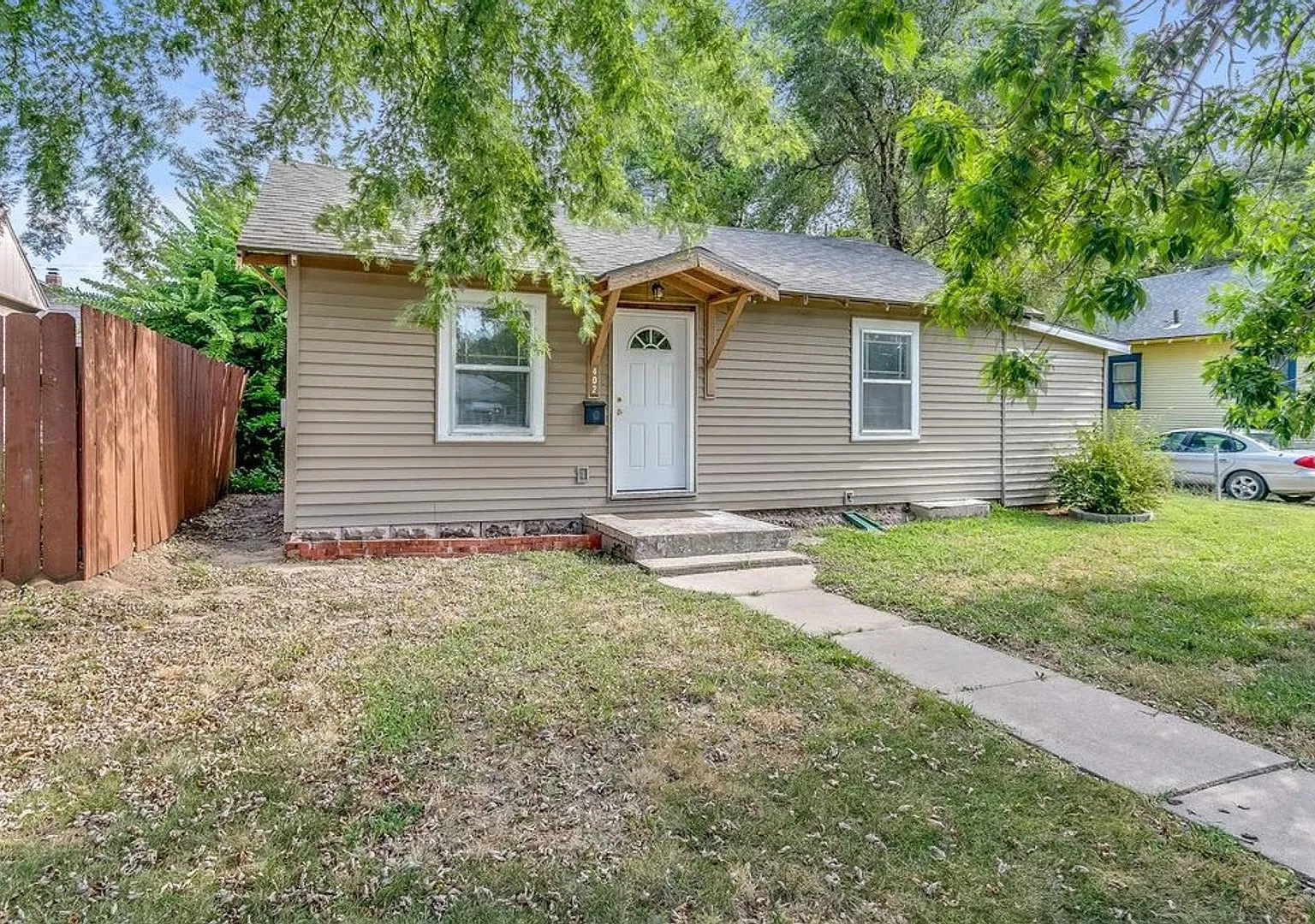 2 Bedroom 1 Bathroom house — Photo 1