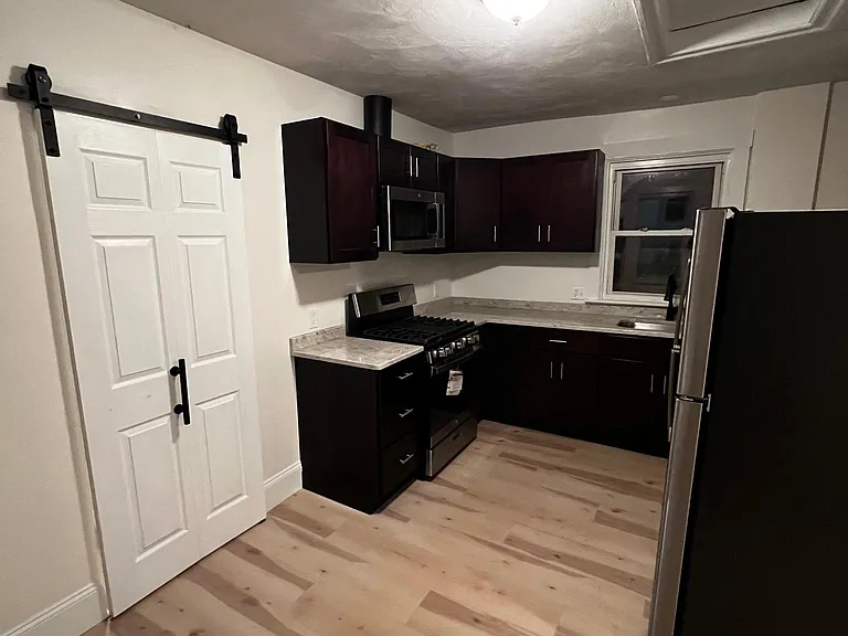 52 Woodhaven Rd — Photo 1
