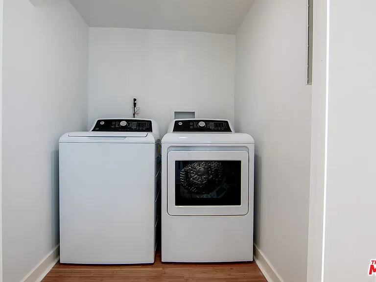 1411 N Tremont St #2 — Photo 18