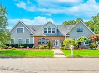 320 Birch Bark Dr, Brick, NJ