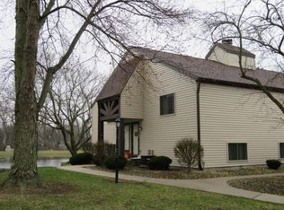 1254 Millpond Rd, Valparaiso, IN 46385