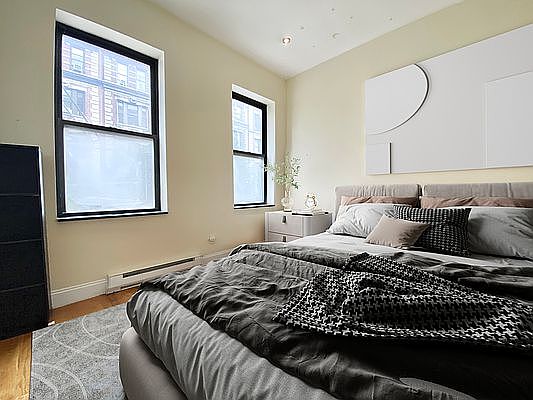 2nd image of 216 W 108th St APT 1