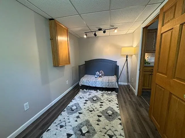 221 N Jefferson St #B — Photo 9