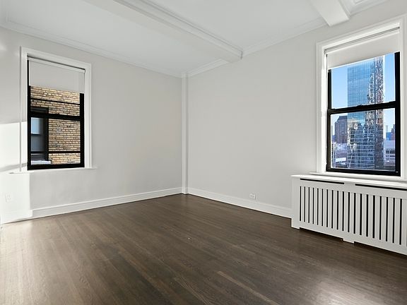 5th image of 210 W 70th St APT 1101