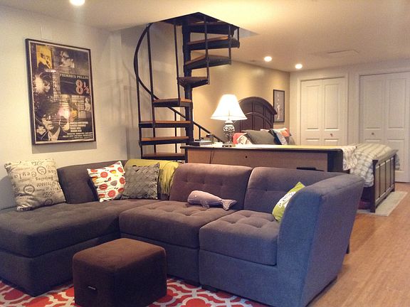 3rd image of 906 Spruce Street # 8 Fl 1ST