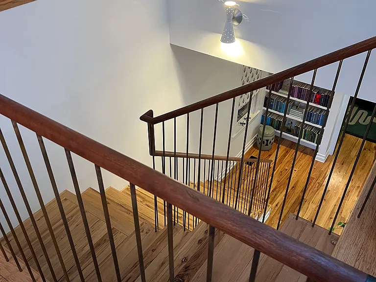 1635 N Wolcott Ave — Photo 22