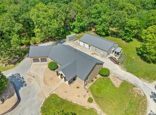 119 Stonegate Dr, Branson, MO 65616