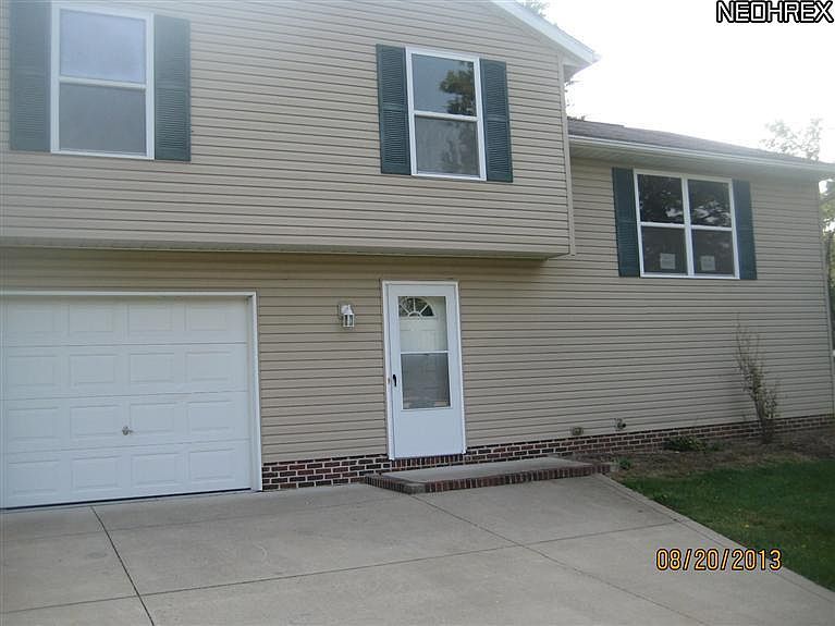 1st image of 9898 Sunny Ln
