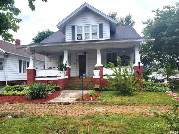 608 E Elm St, Canton, IL 61520