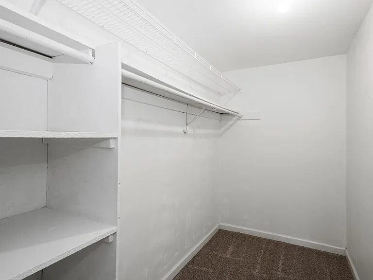 16 Mayberry Dr #4 — Photo 12