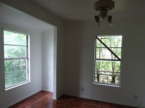4th image of 1011 Stonewall St