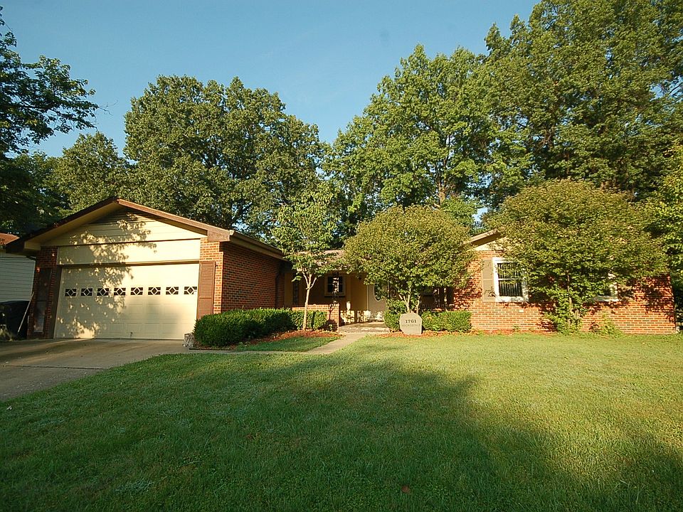 1st image of 1761 Stonehenge Ave NE