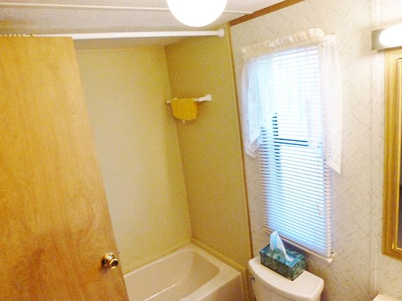 Brand new bathtub.