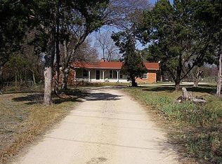 1901 Mansfield Rd, Cedar Hill, TX 75104