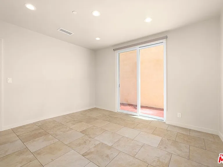 16123 Sunset Blvd #105 — Photo 13