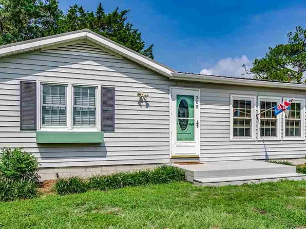 305 22nd Ave N, North Myrtle Beach, SC 29582