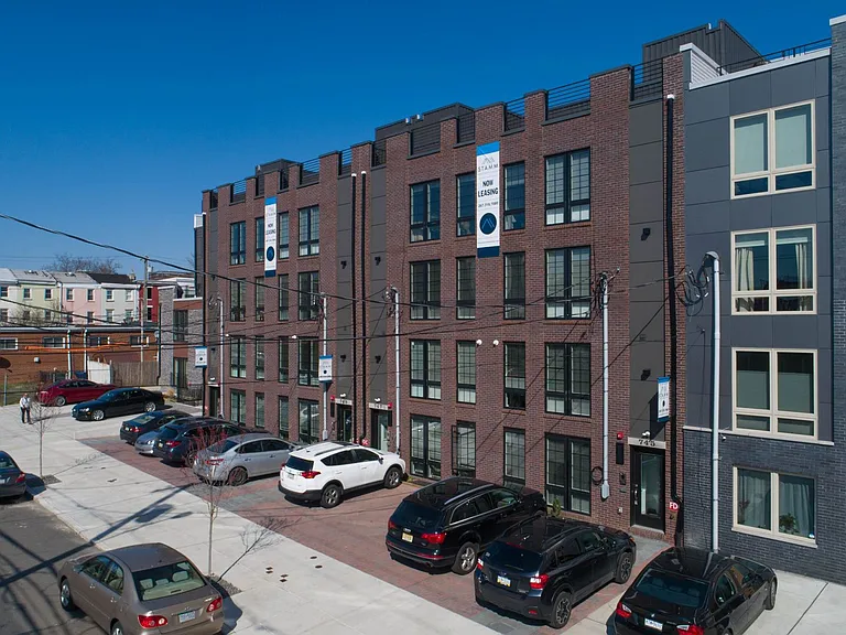 749 N 20th Street — Photo 14