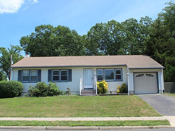 3rd image of 109 Polk Dr