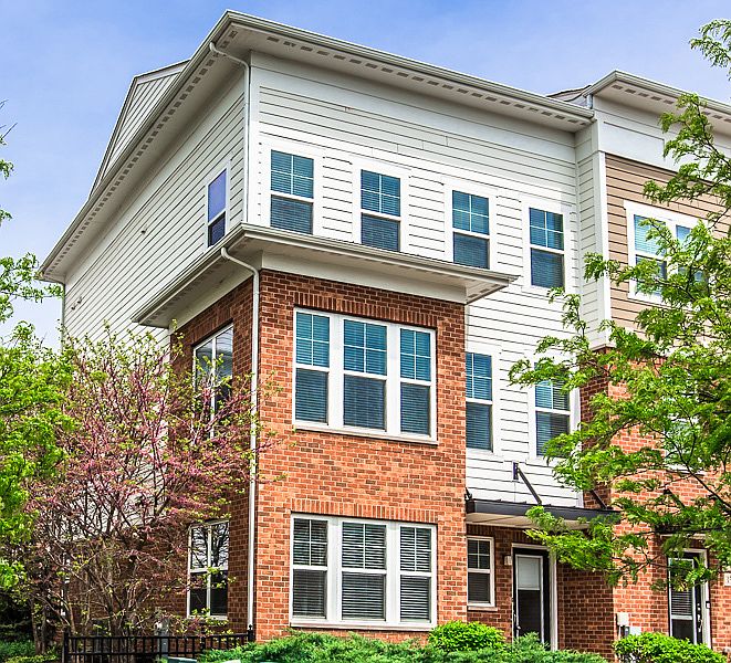 1st image of 3558 Irving Pl