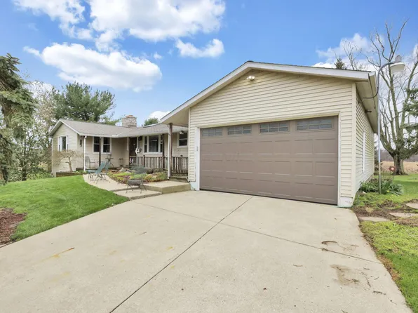11138 York Rd, Baltimore, OH 43105
