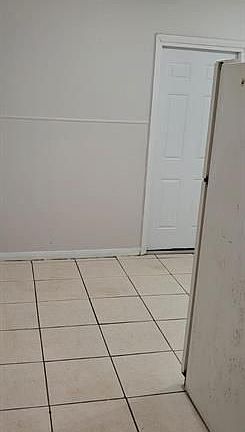 4th image of 4733 Marguerita St #4733
