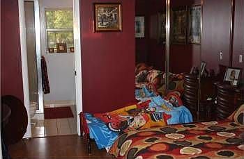 5th image of 12 Clubview Dr
