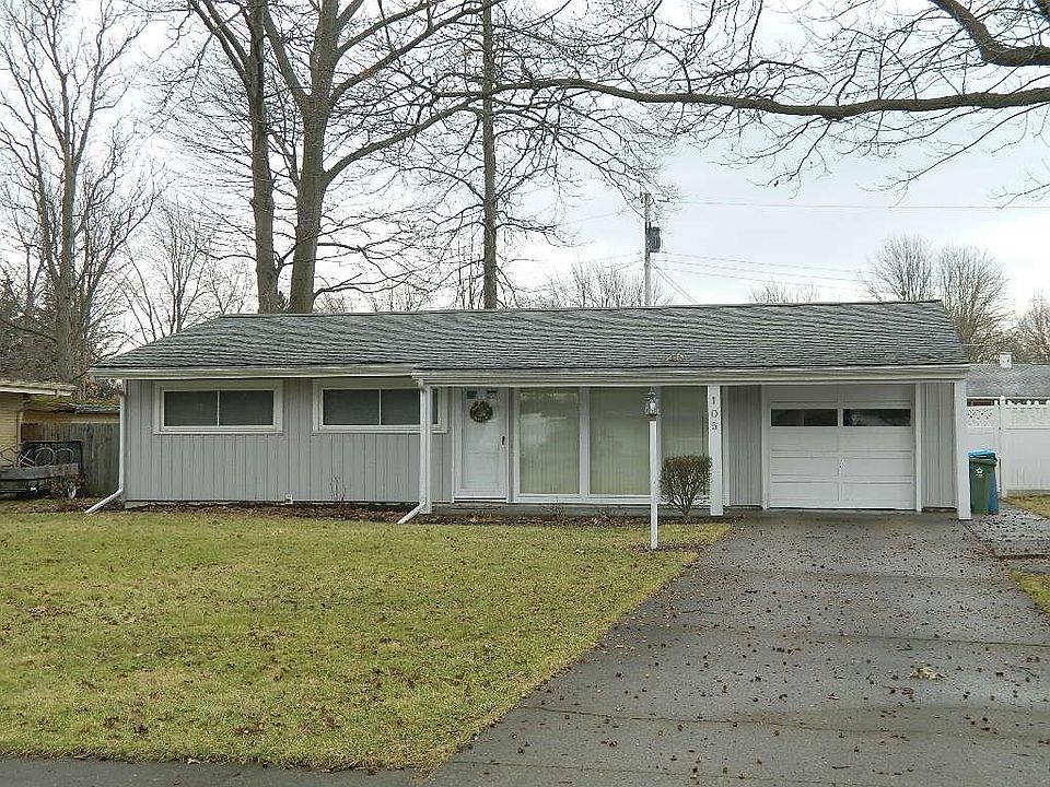 1st image of 105 W Robinwood