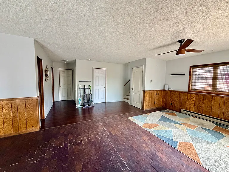 2140 Reynolds St — Photo 15