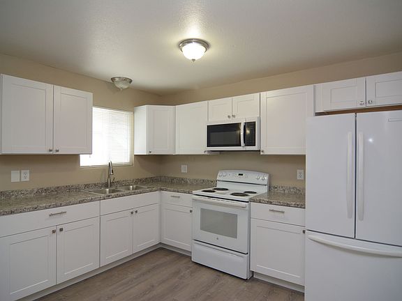 5th image of 3372 N Cardi Blvd