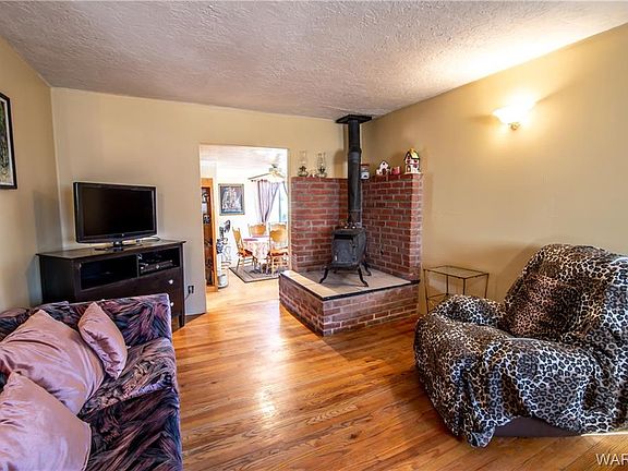 5th image of 1501 S Appaloosa Dr