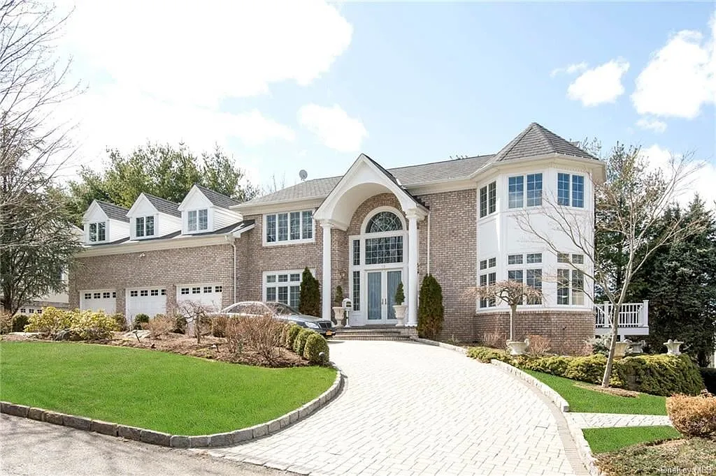 19 Brassie Rd #A photo 1