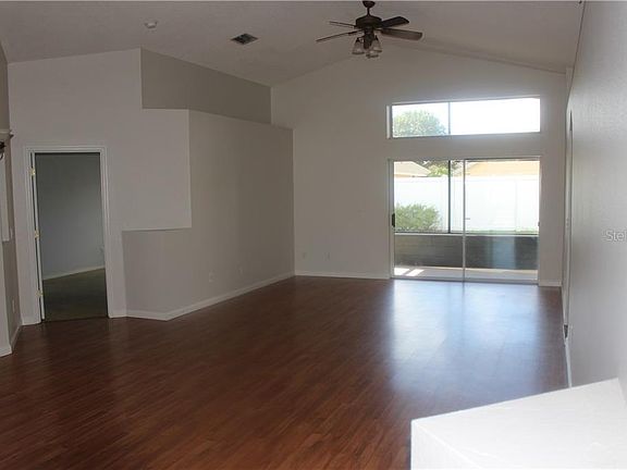 4th image of 147 King George Dr