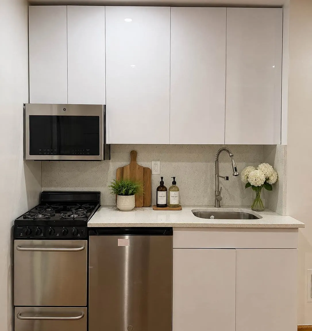 112 West 73rd Street — Photo 3