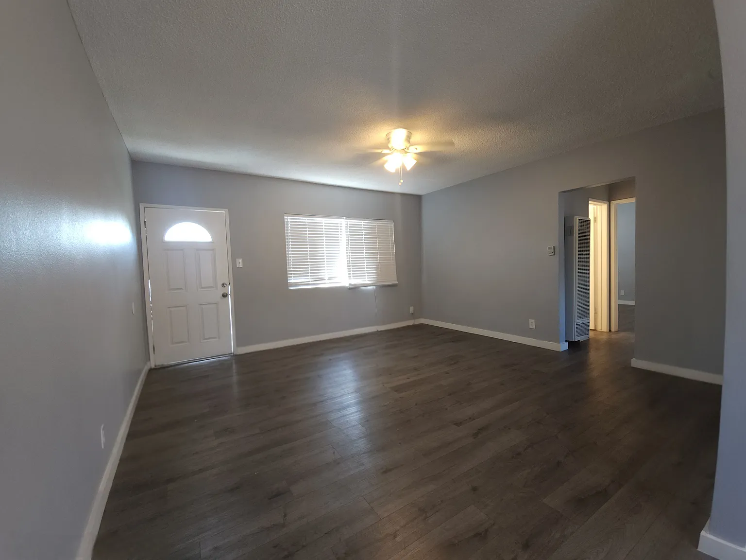 2 bed, 700 sqft, $2,295 — Photo 2