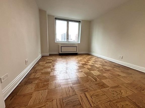 5th image of 400 E 71st St APT 17I