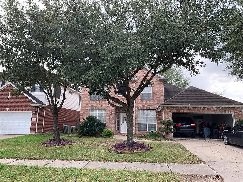 1st image of 14015 White Oak Gardens Dr