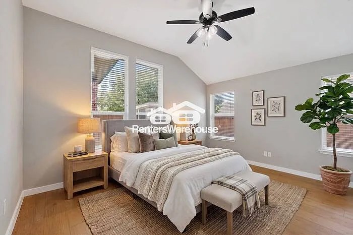 7301 Fossil Lake Dr — Photo 16