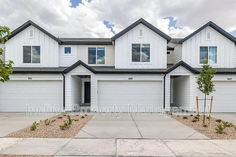 949 E Parley Dr