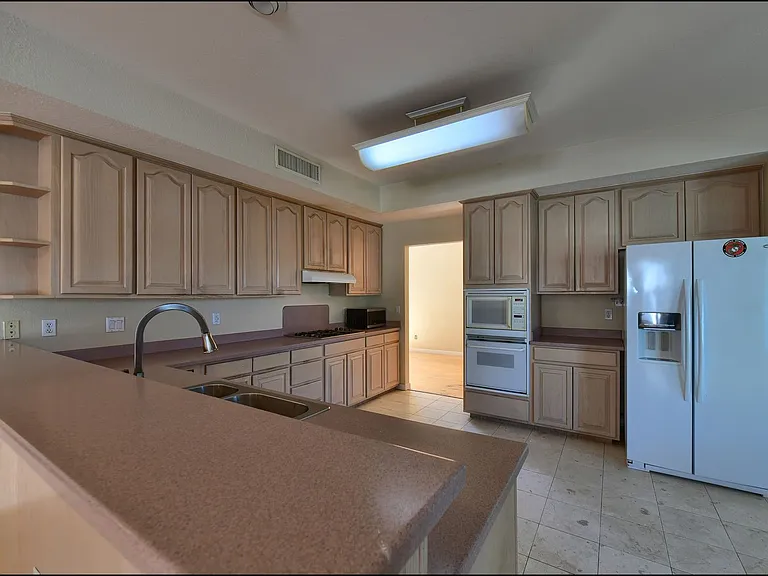 6123 La Posta Dr — Photo 10