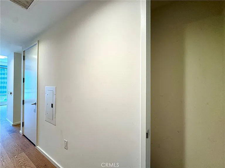877 Francisco St #521 — Photo 10