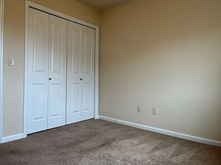 2400 NW Sunny Ln — Photo 13