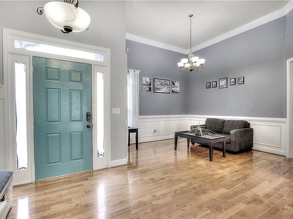 3rd image of 13 Eagles View Dr NE