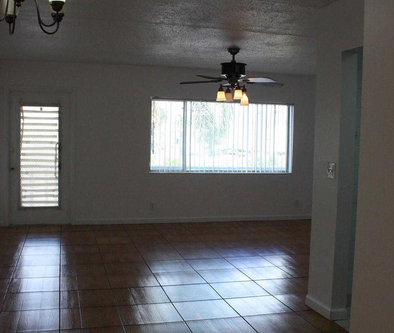 1 bed, 1.5 bath, 772 sqft, $1,650 — Photo 3